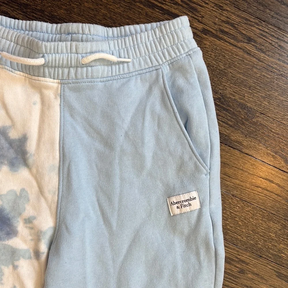 Abercrombie & Fitch stylish comfortable