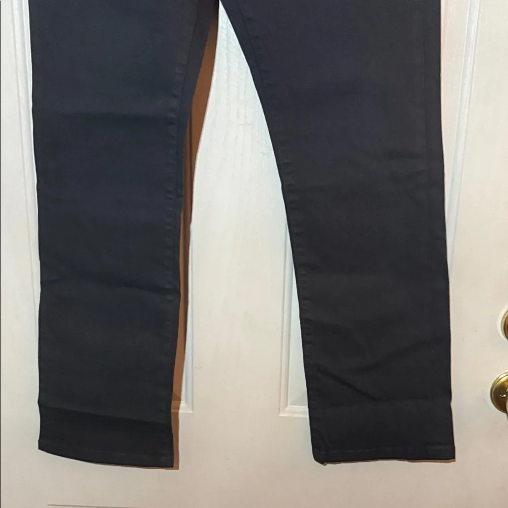 Izod Men's Dark Gray Relaxed Fit Comfort Stretch Straight Jeans 32x32 NWT