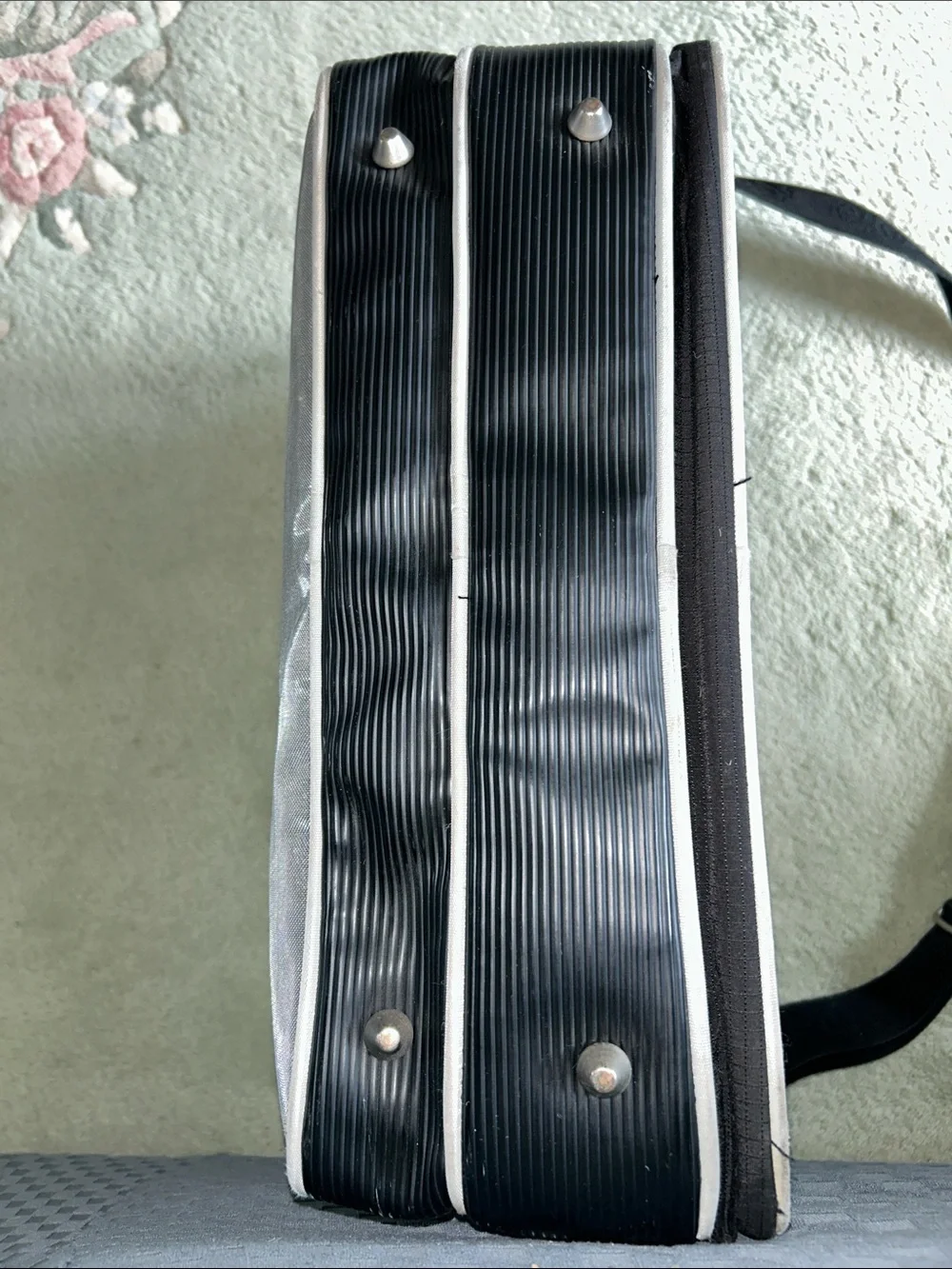 KORIN Black and Silver Men's Bag -