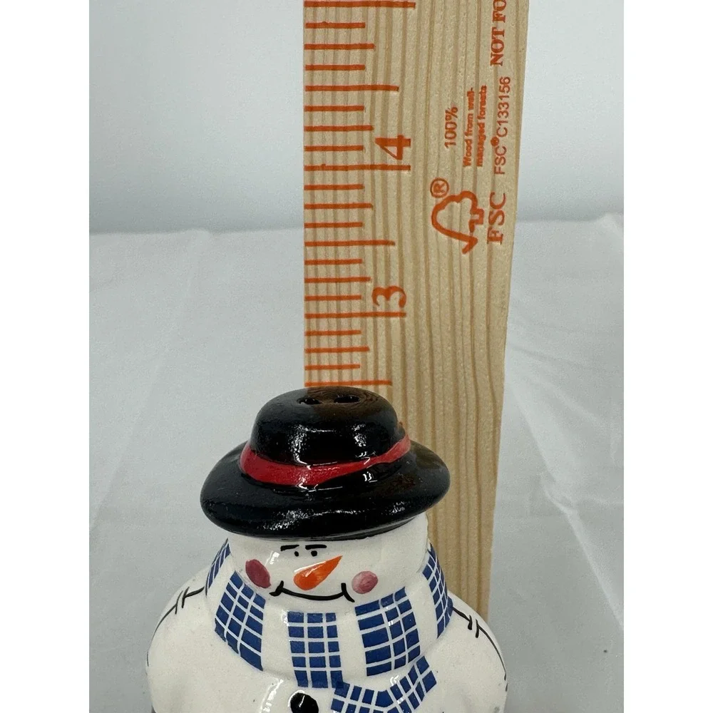 The Finishing Touch‎ American Greetings Mr. and Mrs. Snowman Salt Pepper Shakers