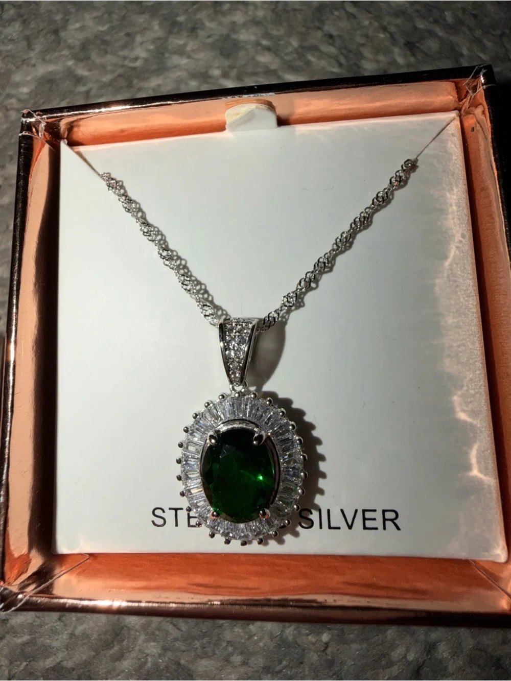 Sterling Silver Green Oval Pendant Necklace