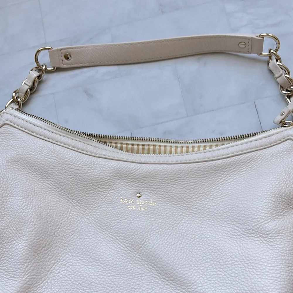 Kate Spade Pebbled Leather Purse