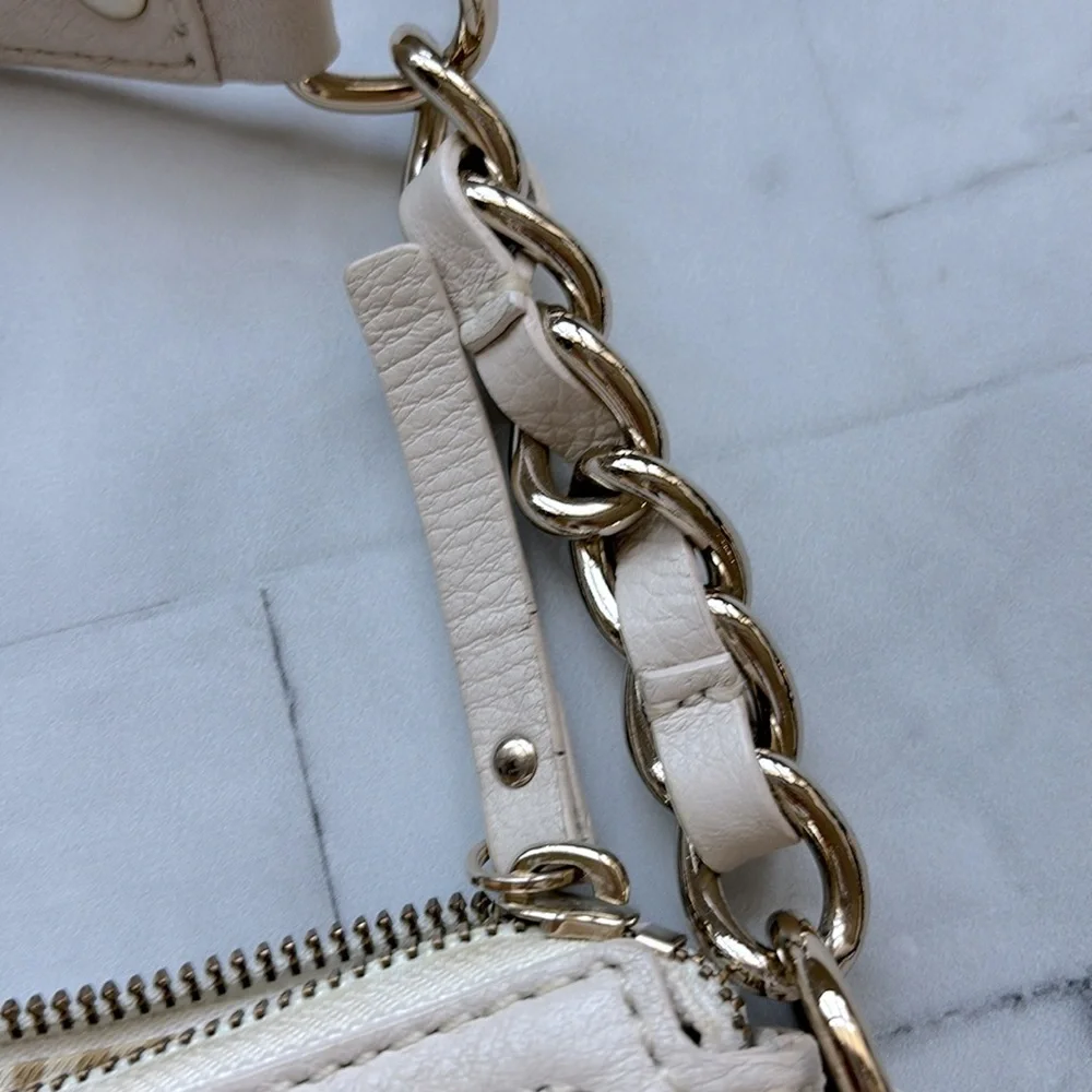 Kate Spade Pebbled Leather Purse