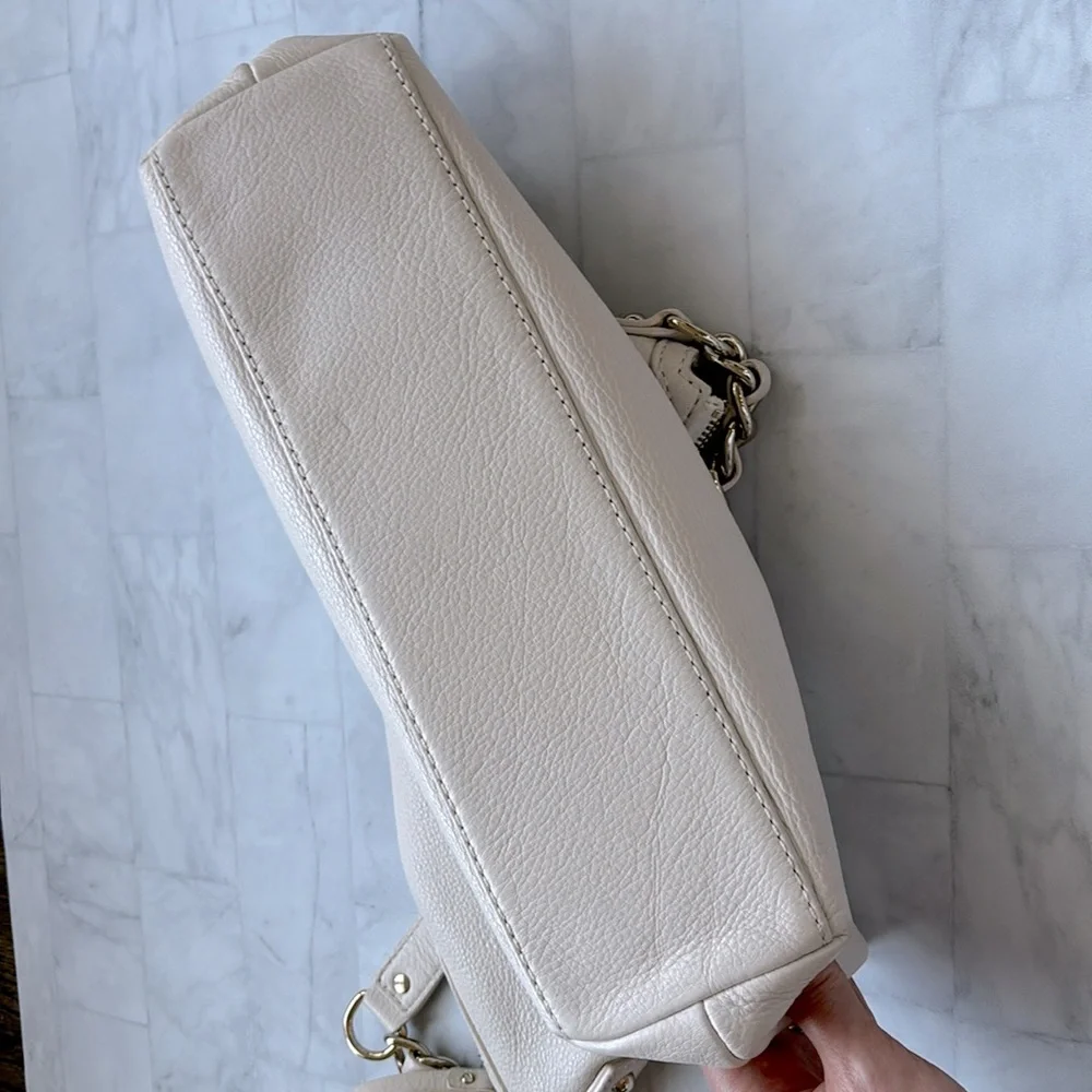 Kate Spade Pebbled Leather Purse