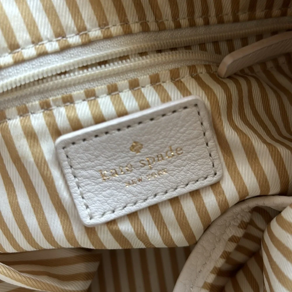 Kate Spade Pebbled Leather Purse