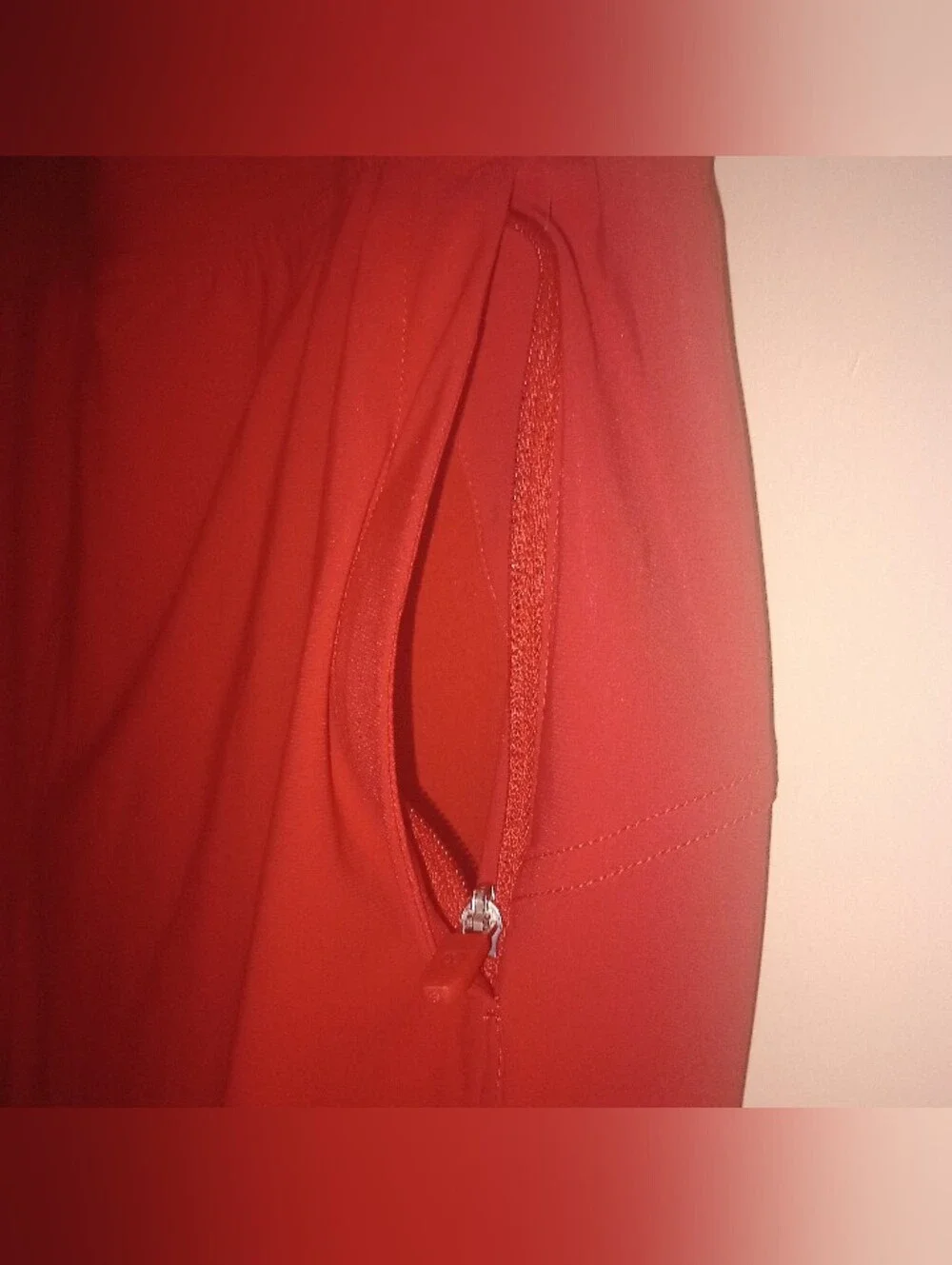 NWT Lululemon Adapted State HR Jogger Size 6 Regular Length in Red