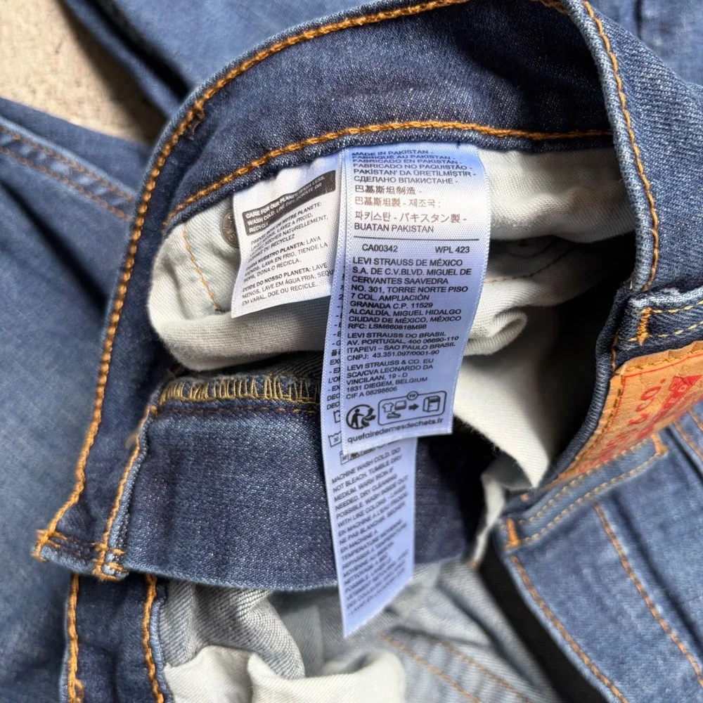 Levis levi 512