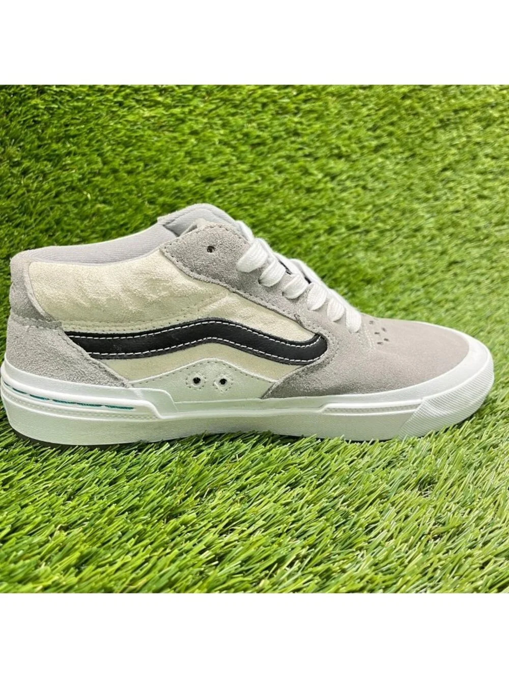 Vans please review