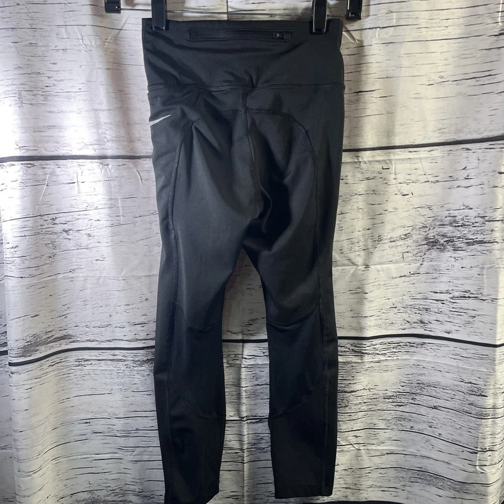 Nike black size fast