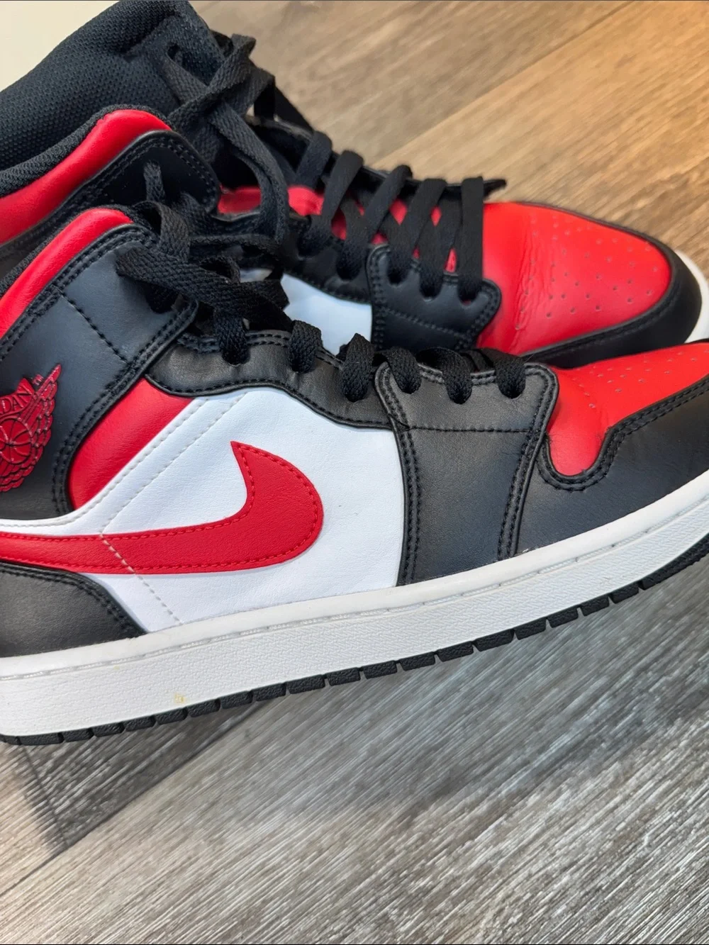 Jordan stylish sneakers