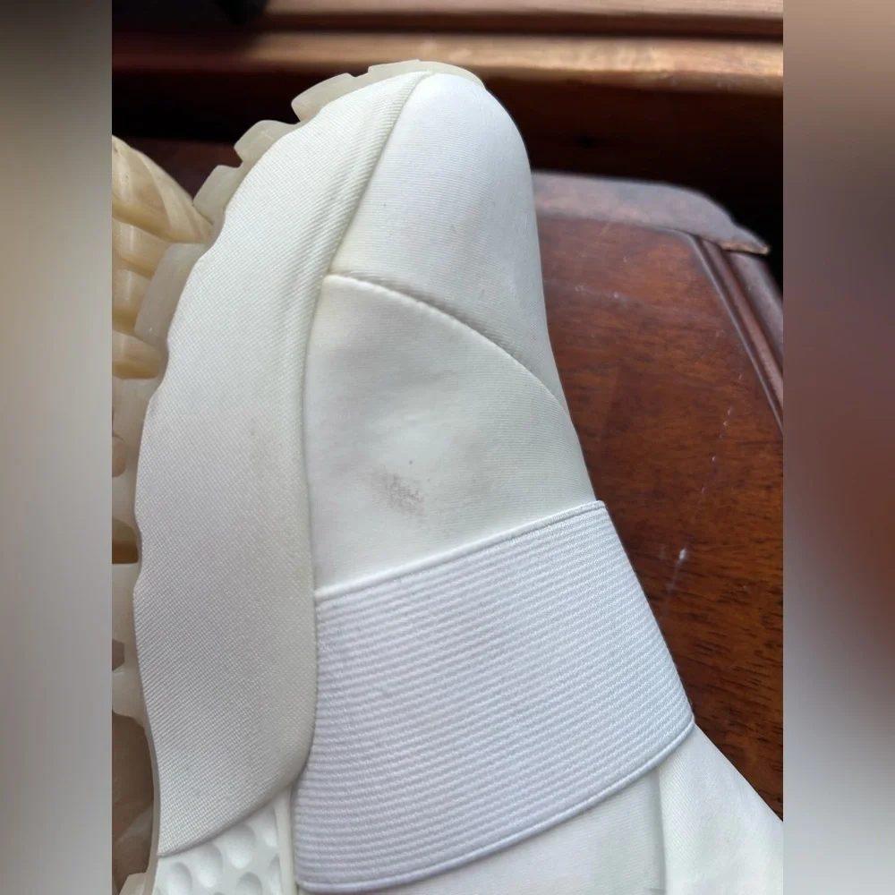 J/Slides White Slip-On Platform Sneakers | Size 8
