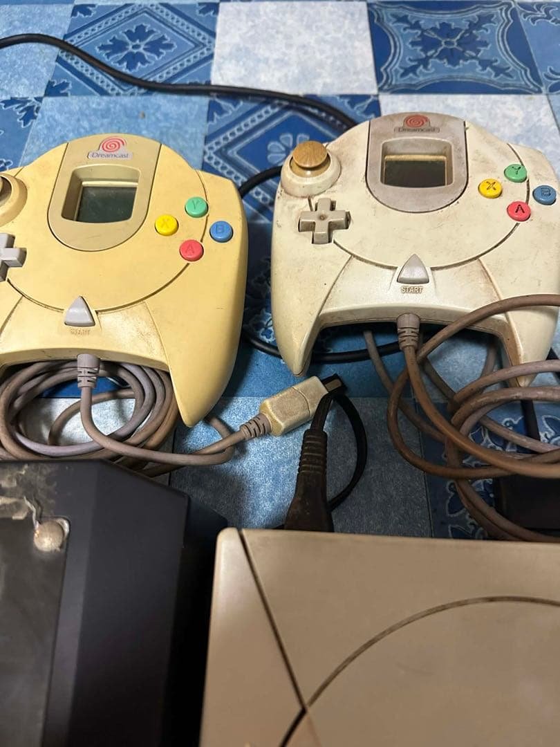 Sega Saturn Console with 2 Controllers and Arcade Stick