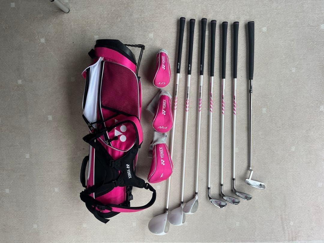 Yonex Junior Golf Club Set with Caddy Bag J135 Pink
