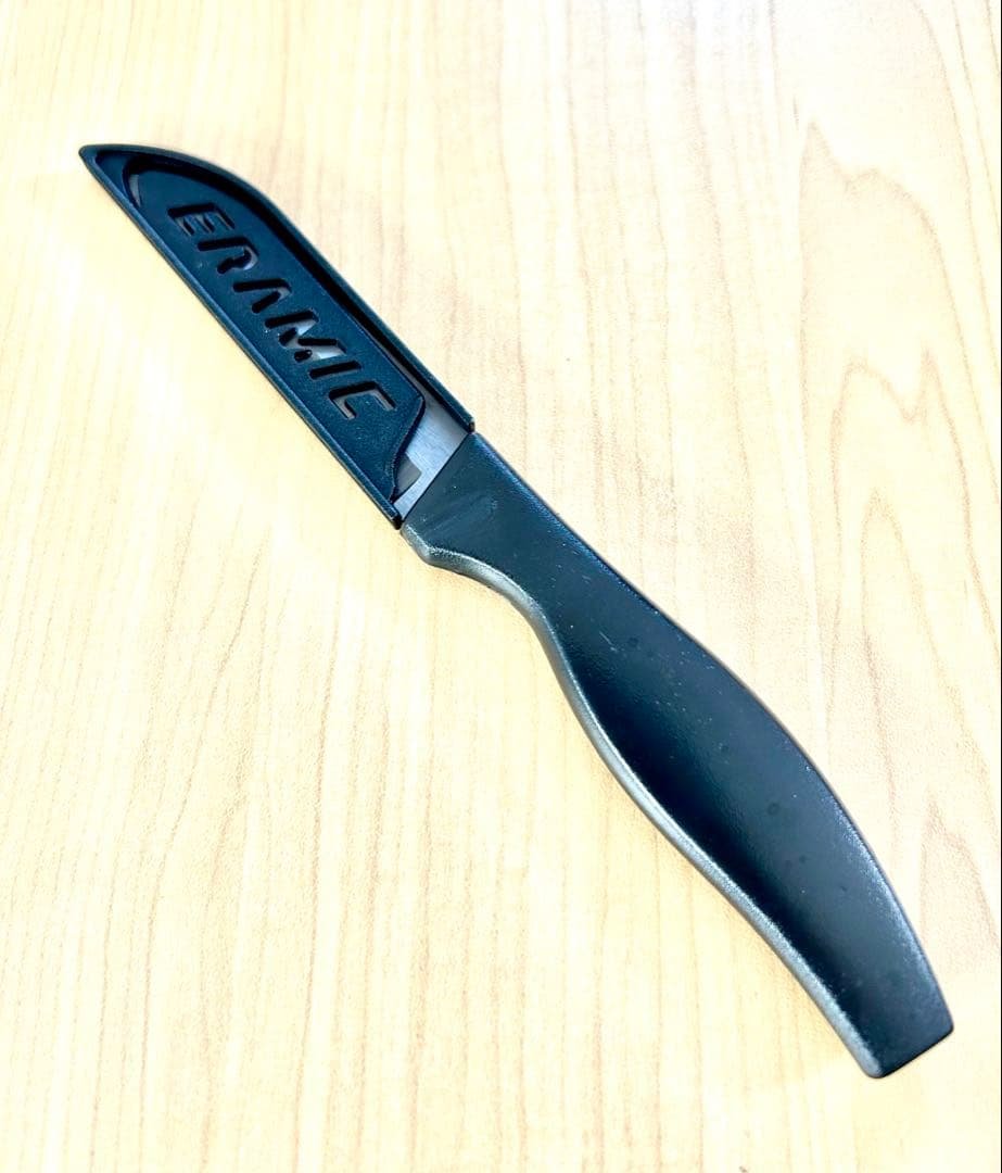 New / Ceramic Fruit Knife with Sheath, Ideal for Peeling and Cutting Fruit guref