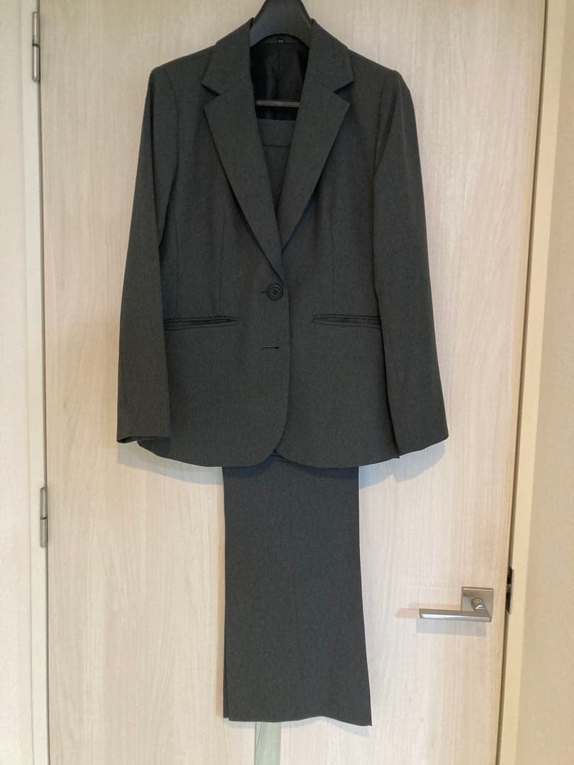 【Price Reduction】Suit Jacket, Skirt, and Pants 3-Piece Set, Size 13, Black/Gray