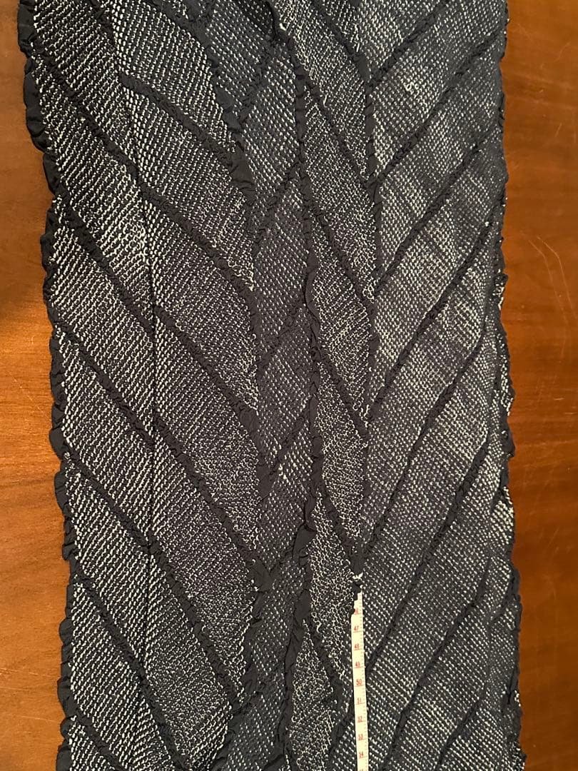 Black and silver striped band