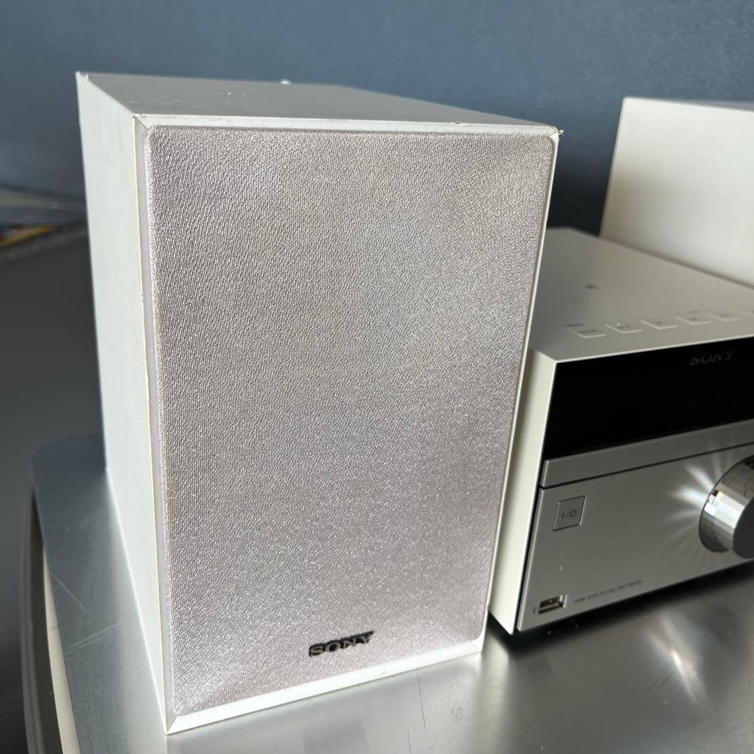 Sony Multi Connect Mini Component System HCD-SBT40 White