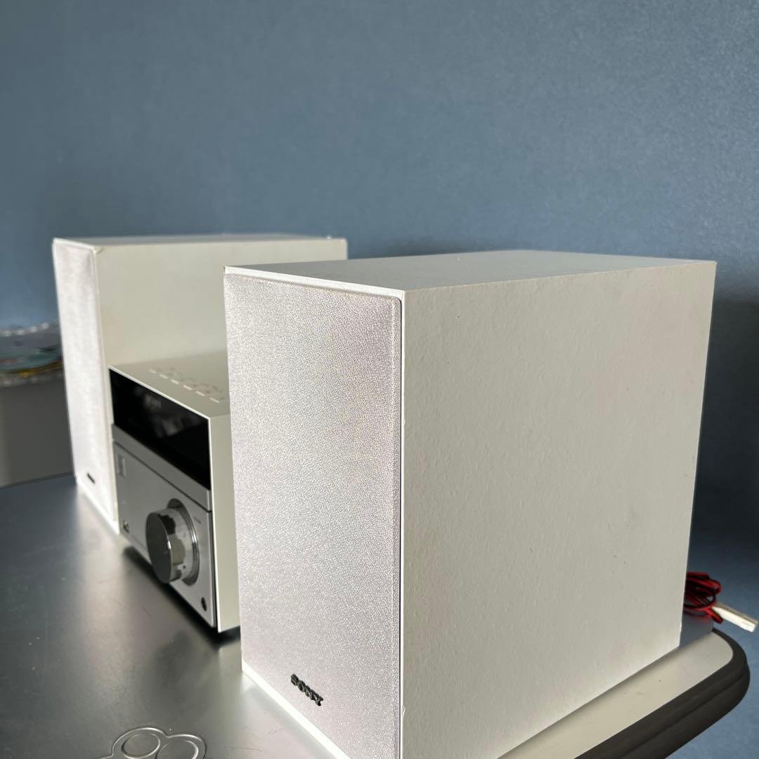 Sony Multi Connect Mini Component System HCD-SBT40 White