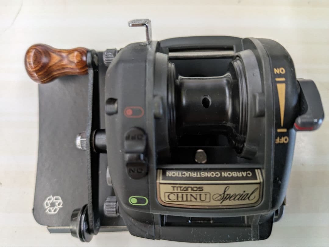 SHIMANO CHINU Special 500 Bait Reel