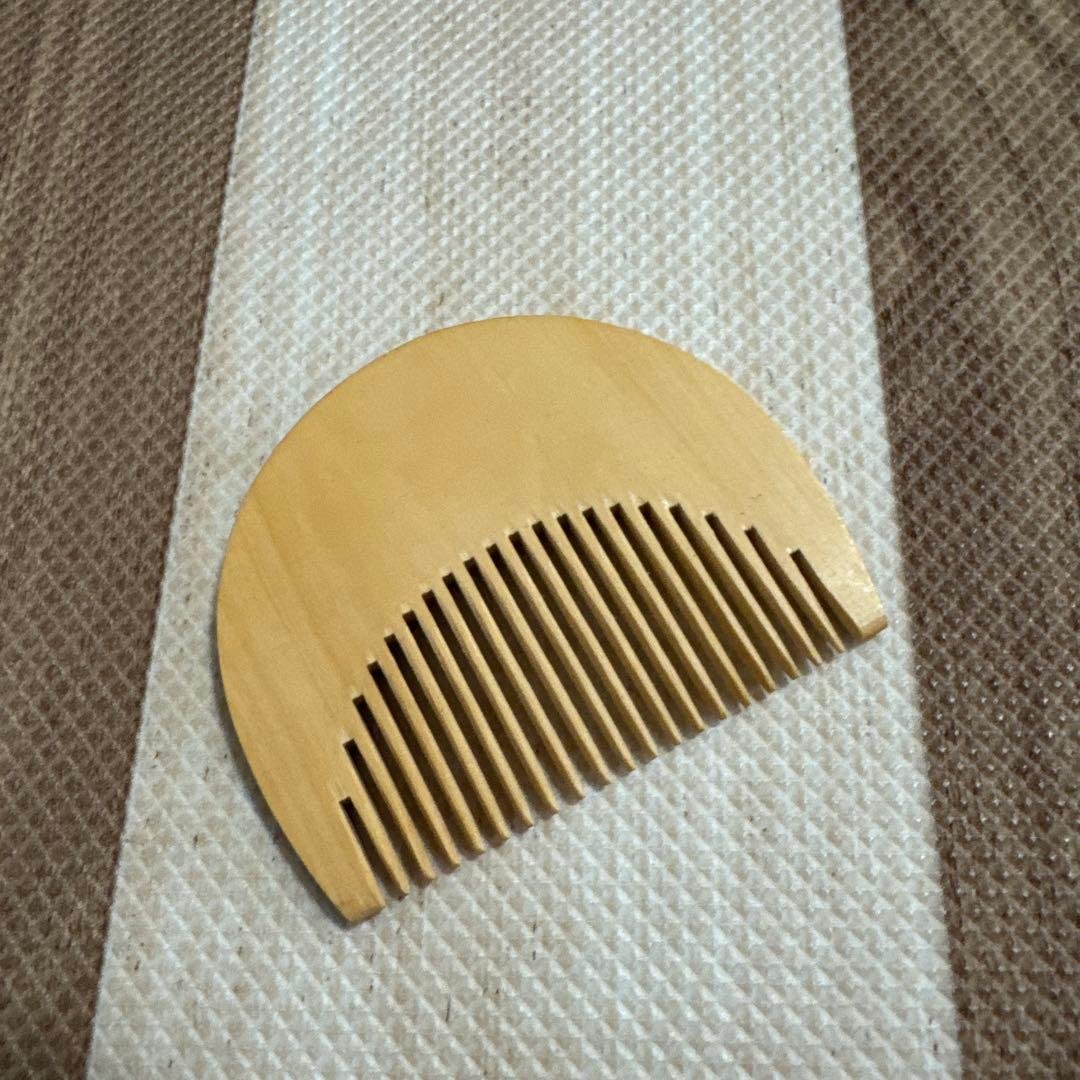 Boxwood Hairpin Comb