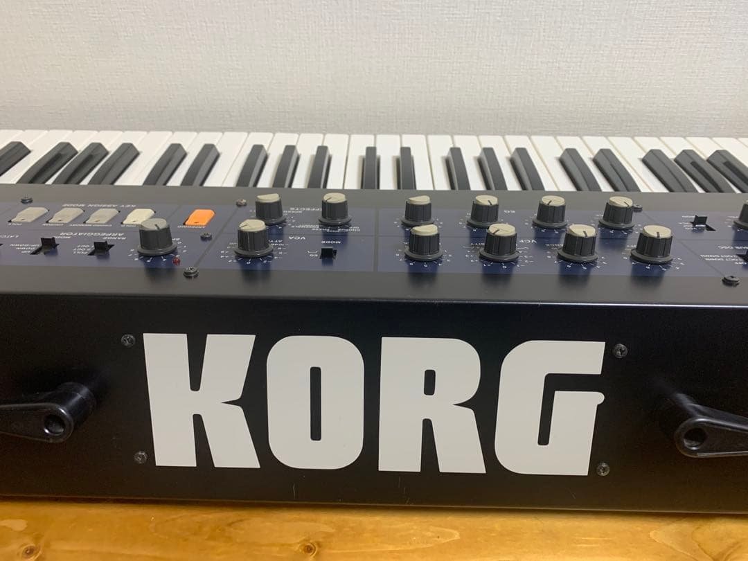 KORG Polysix Analog Synthesizer Classic Polysix Genuine Hard Case Excellent Condition
